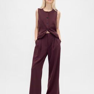 GAP 365 High Rise Pleated Trousers Burgandy Size 6